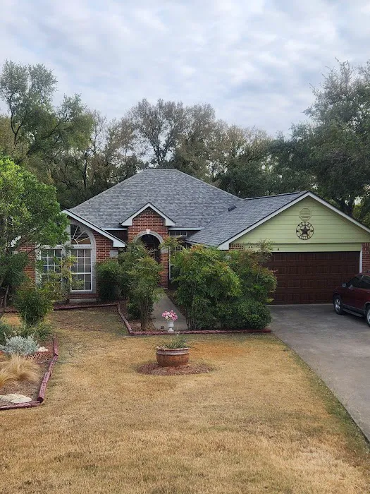 Holiday Roofing Picture 4