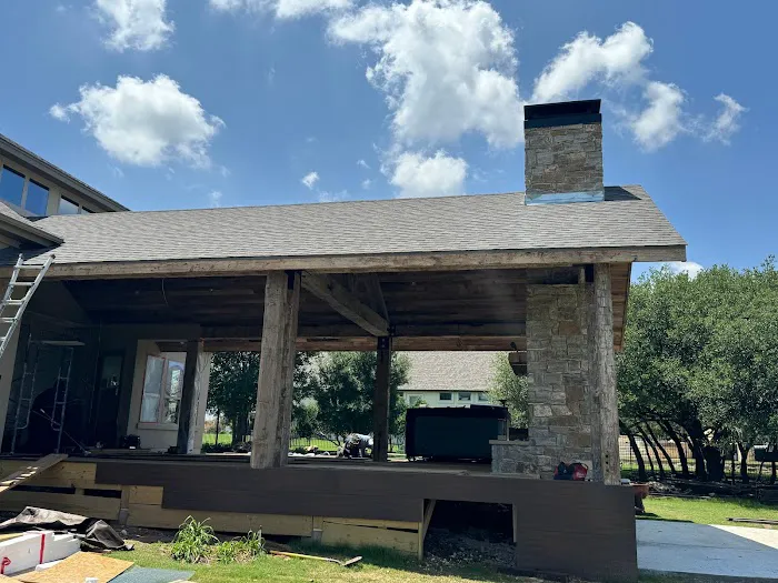 Red Oak Roofworks and Restoration Picture 3