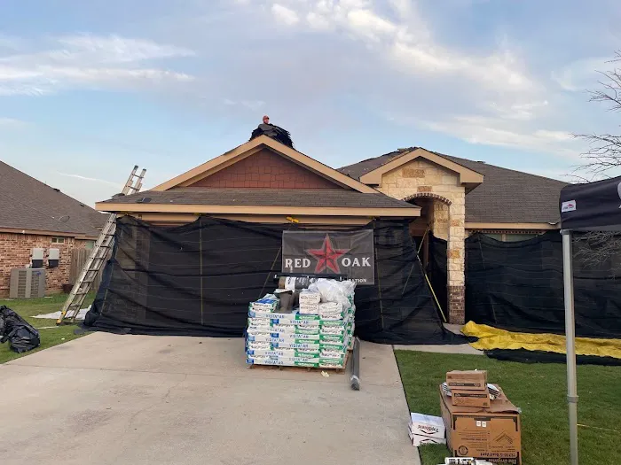 Red Oak Roofworks and Restoration Picture 2