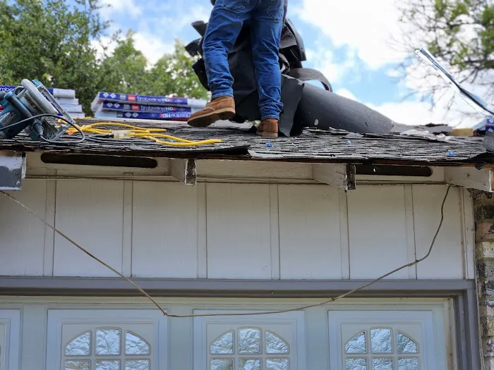 Freetail Roofing Picture 3