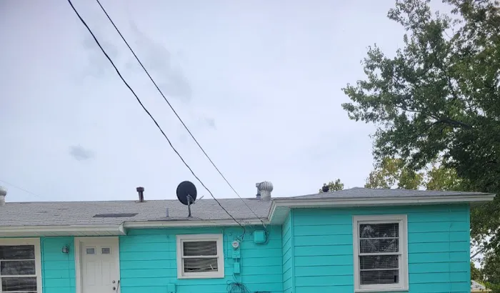 Mammoth Roofing & Solar of Austin Picture 1