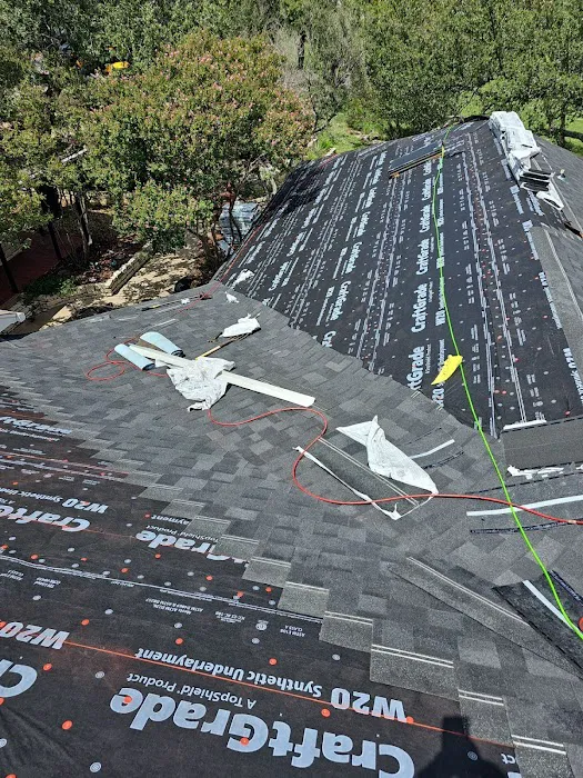 DeZign Roofing & Exteriors Picture 1