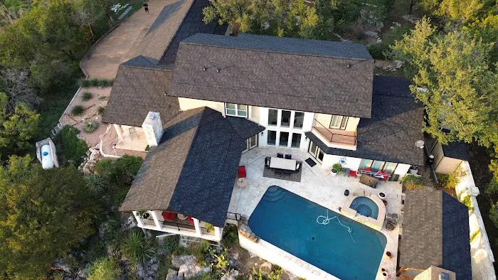 DeZign Roofing & Exteriors Picture 9