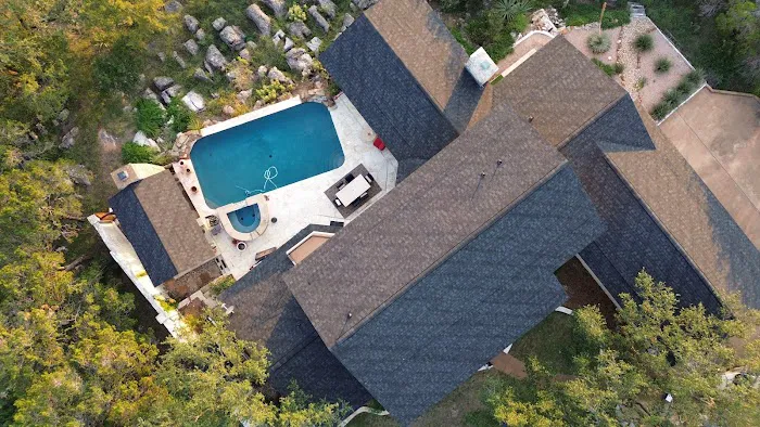 DeZign Roofing & Exteriors Picture 8