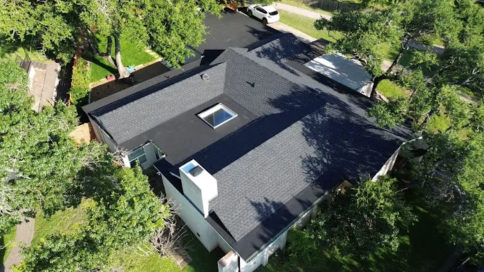 New Rüf - Residential and Commercial Roofing Hutto Picture 4