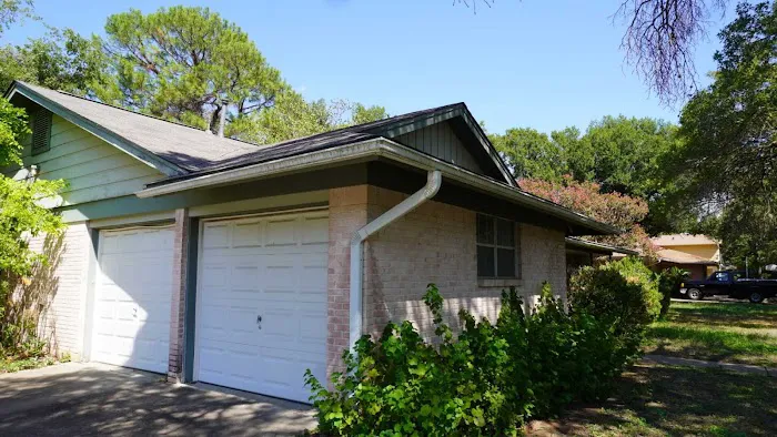 Up On A Roof Roofing Co. Picture 4