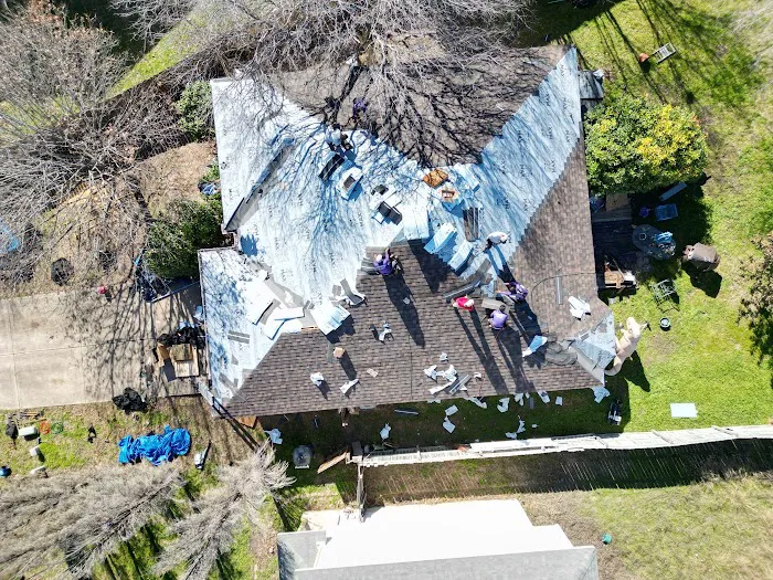 Mustang Roofing Picture 2