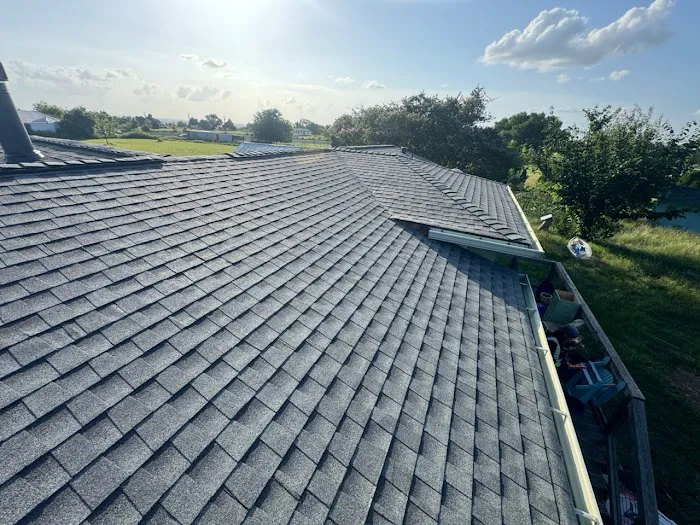 Vertical Solutions Roofing & Construction Picture 4