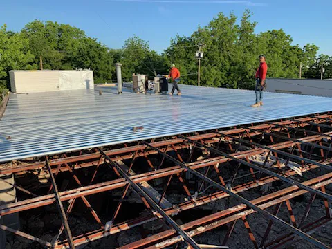 Red Monarch Roofing & Construction Picture 1