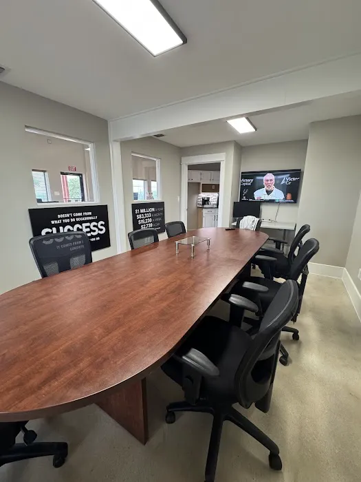 Lightning Exteriors Picture 2