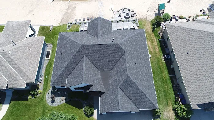 Lightning Exteriors Picture 4