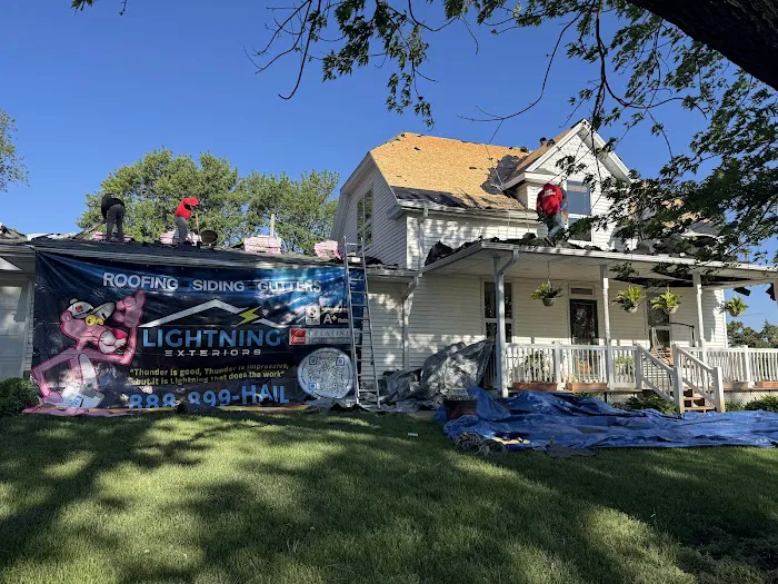 Lightning Exteriors Picture 6