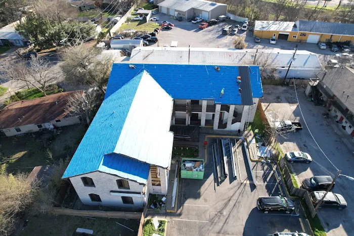 R General Roofing LLC Picture 3