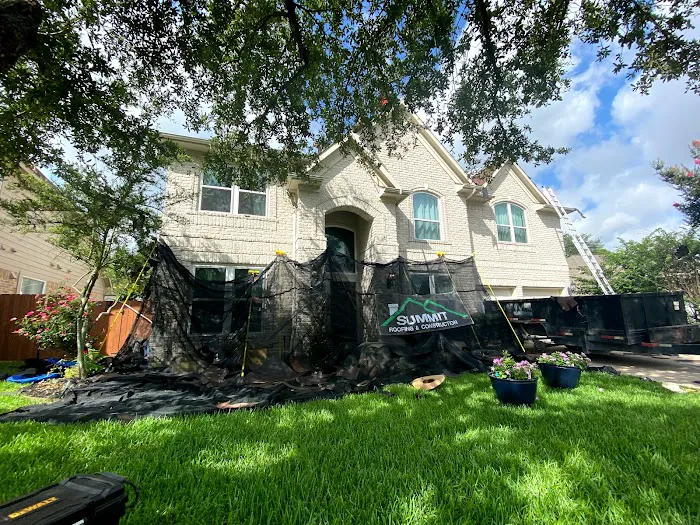 Summit Roofing Picture 5