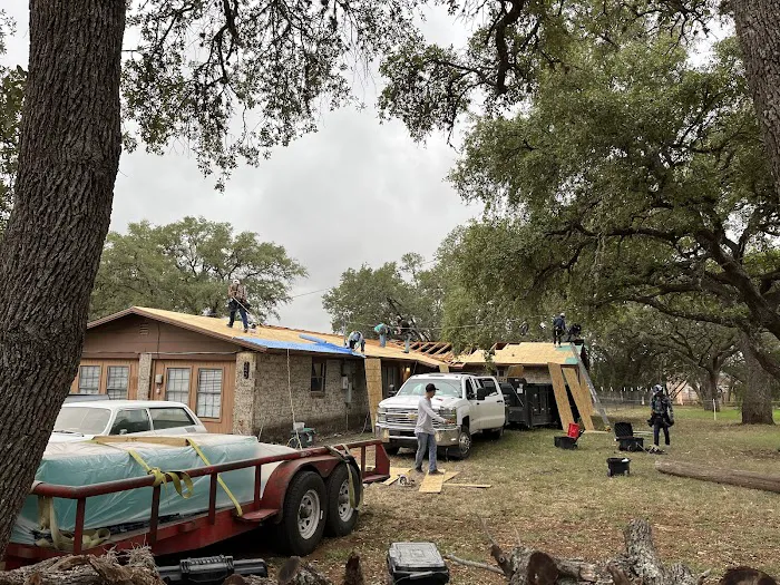 Superb Roofing & Restoration Picture 6