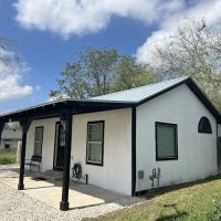 New Braunfels Roof Improvement & Services, Inc. ico