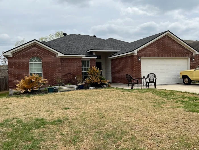 Superb Roofing & Restoration Picture 4