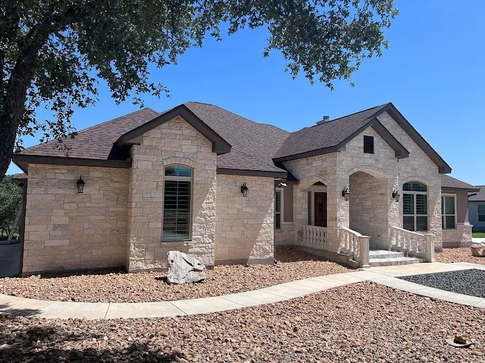 Superb Roofing & Restoration Picture 10