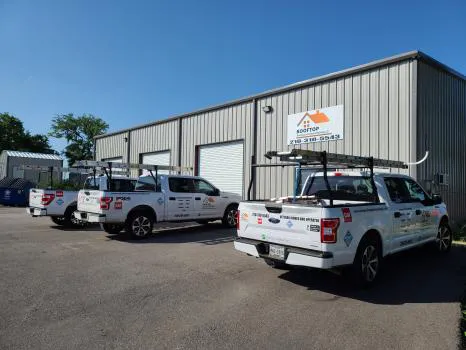 Rooftop Roofing and Remodeling LLC Picture 1
