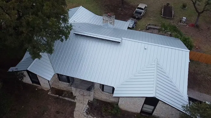 RHR Roofing Co Picture 4