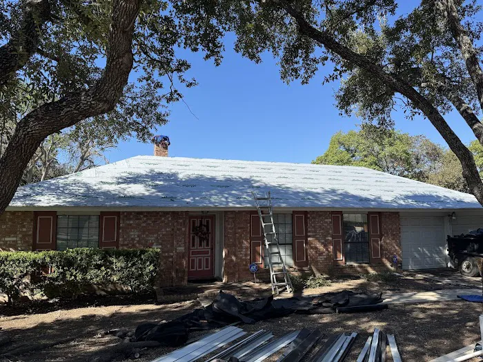 StoneHouse Roofers Picture 5