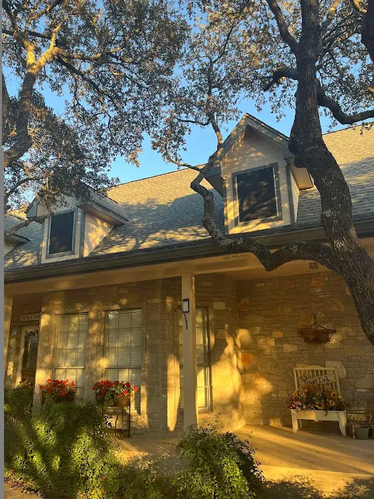 Mid-Cities Roofing Company Picture 1