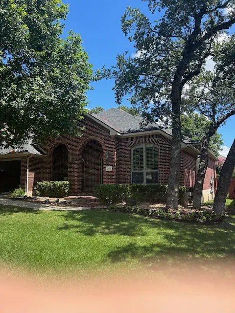 Mid-Cities Roofing Company Picture 10