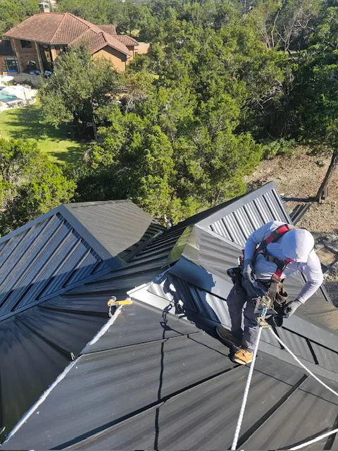 Hill Country Roofers, LLC Picture 6