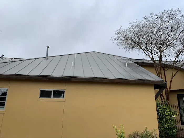 ROOFING REPAIRS & LEAK SPECIALIST Picture 4