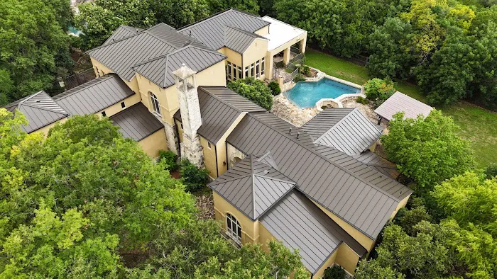 Wilson Roofing and Renovations Picture 4