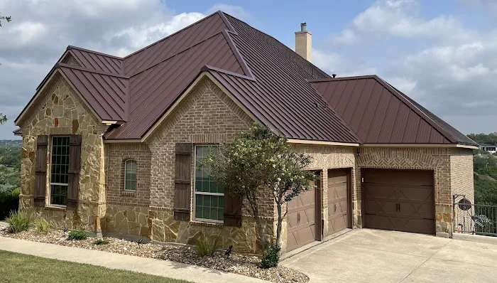 Wilson Roofing and Renovations Picture 3