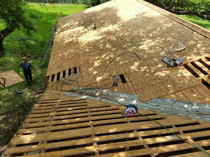 Crowne Roofing Of Texas Picture 4