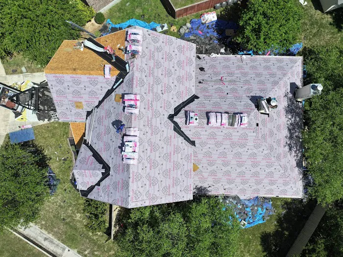 Blues Crews Roofing and Gutters Picture 8