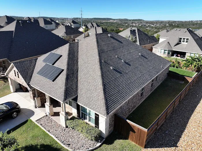 Blues Crews Roofing and Gutters Picture 7