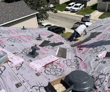 Lira's Roofing