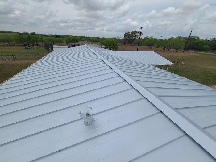 Discovery Roofing & Sheet Metal Picture 1