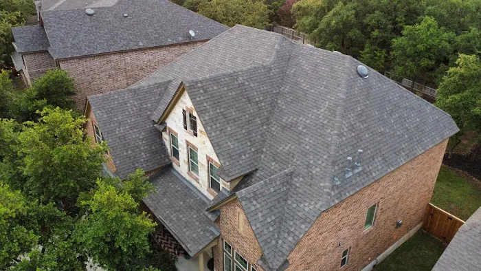 Roof Repair and Leak Experts Picture 2