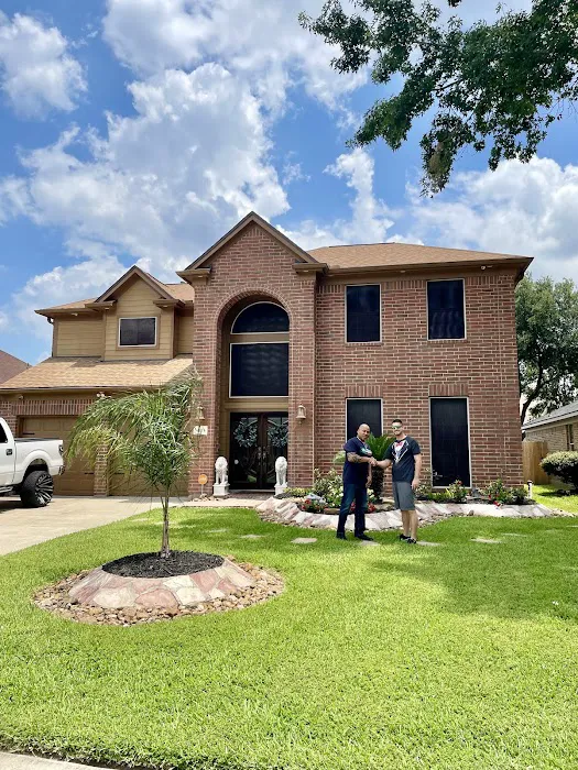 Tux Roofing Picture 6