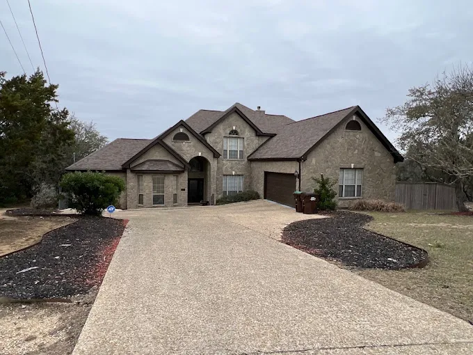 Prime Seamless Gutters & Roofing Picture 3