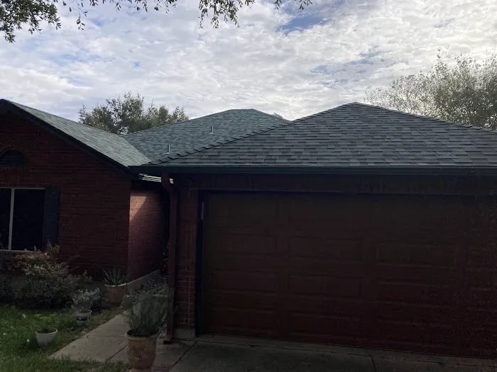 Sustainable Edge Construction & Roofing Picture 2