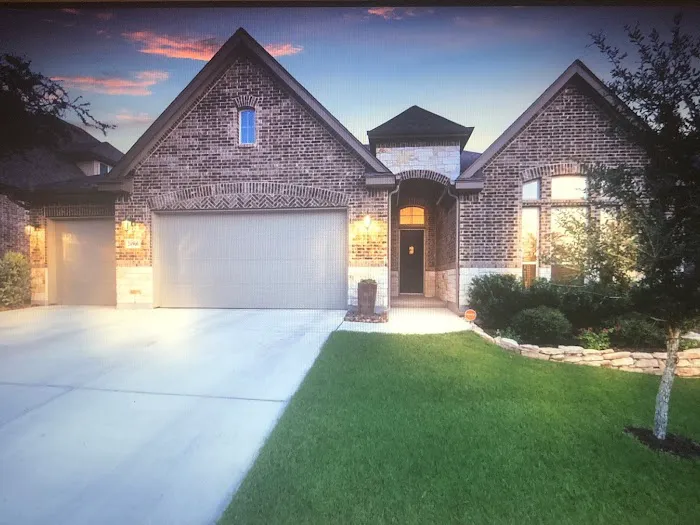 Flagstone Roofing & Exteriors Picture 3