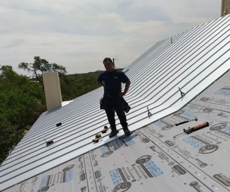AR ROOFING SA LLC