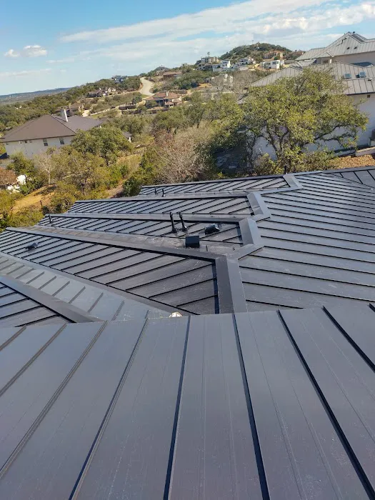 AR ROOFING SA LLC Picture 5