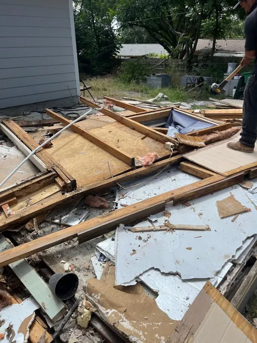 JDC ROOFING & CONSTRUCTION SERVICES LLC Picture 1