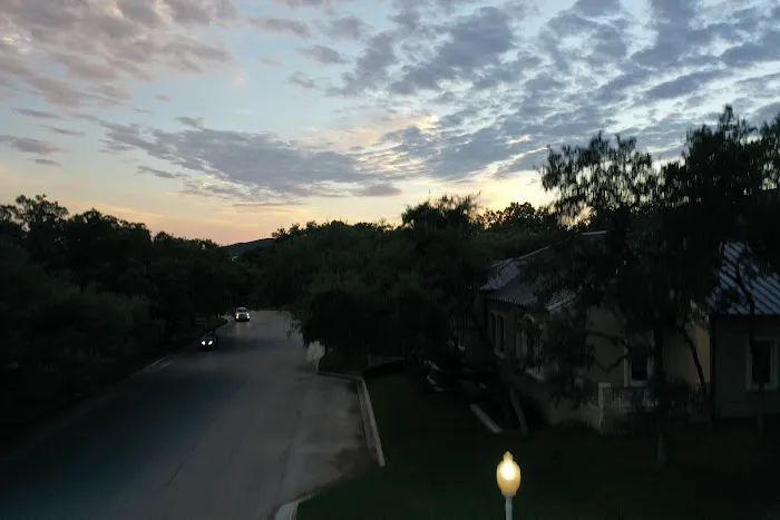 IWC Roofing and Repair Picture 2