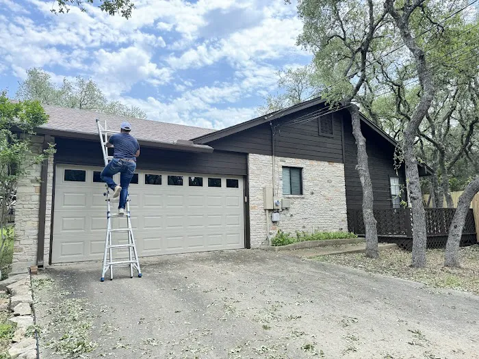 Compass Roofing Services LLC Picture 3