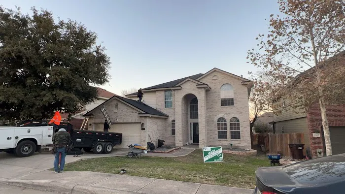 M&M Roofing, Siding & Windows Picture 5