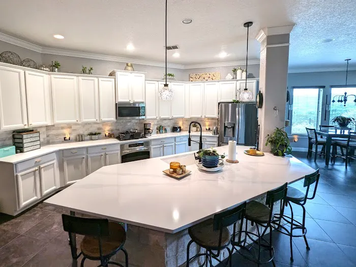 AR: Construct - Roof - Restore Picture 2