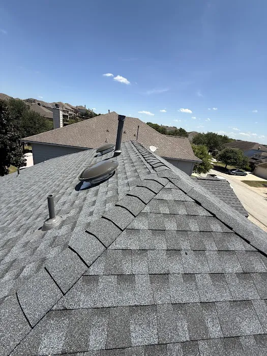 Ideal Precision Roofing & Exteriors LLC Picture 1