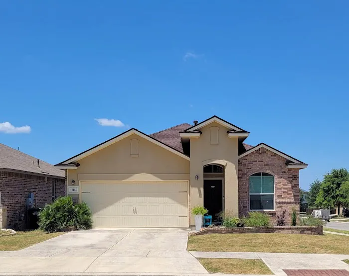 Ideal Precision Roofing & Exteriors LLC Picture 4